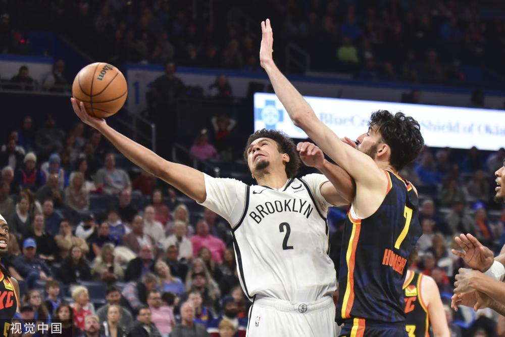 吸引了更多 吸引了更多